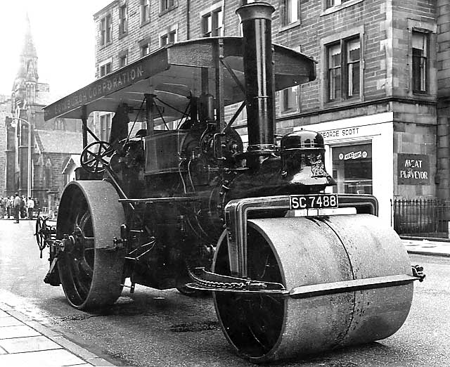 0_edinburgh_transport_steam_roller_1960s.jpg